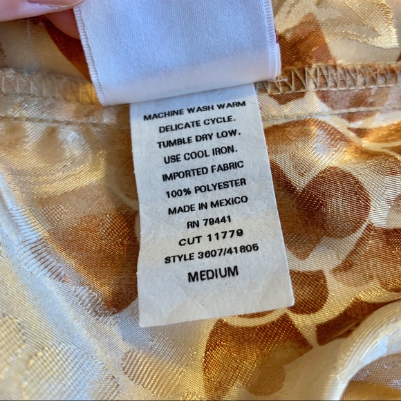 Vintage silky nightie and robe matching set - Picture 8 of 8